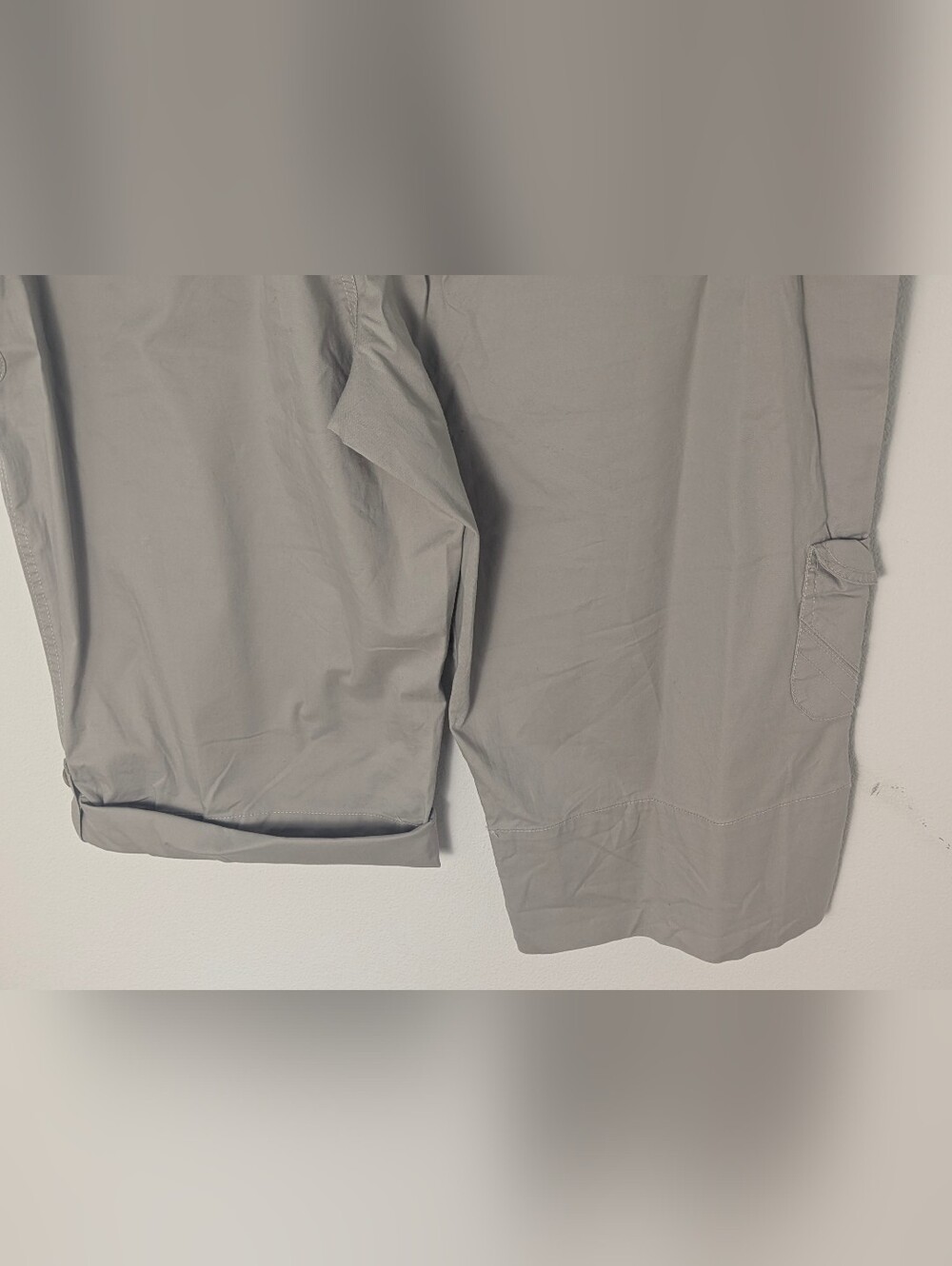 Gloria Vanderbilt Roll Up Cropped Cargo Capris Size 24 W Khaki Cuffed Hem new - Picture 9 of 16